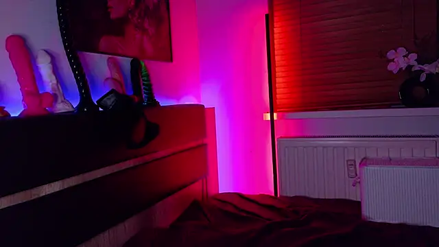 lexy_night webcam