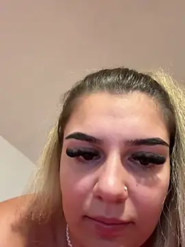 _Jessika13_ live cam on StripChat