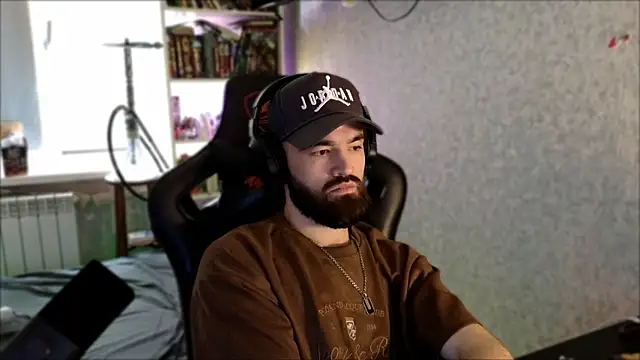 _Serious_Man webcam