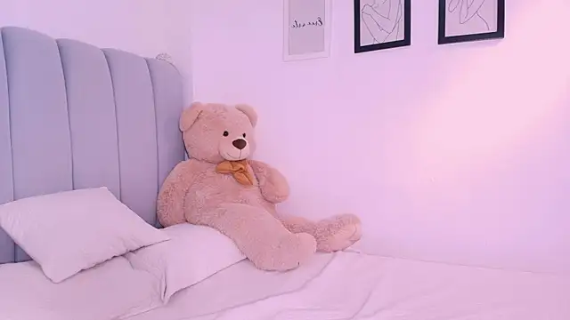 DannaHyde webcam