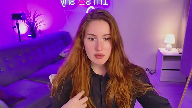 ChloeAster webcam