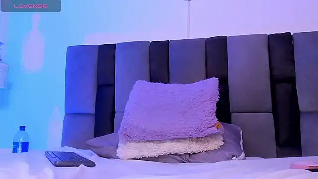 light_eyes_ live sex cam