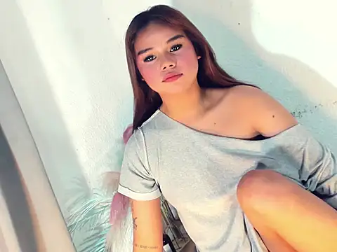 im_soleen - Im_soleen's free webcam - UK Sex Cams