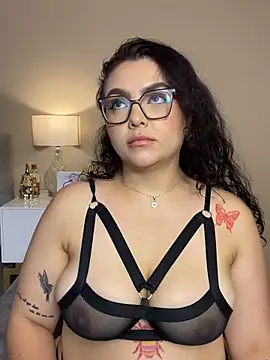 AlmaraRouge webcam