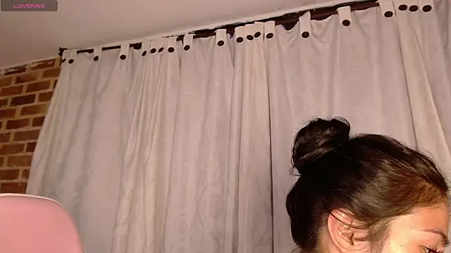 ailyngg webcam