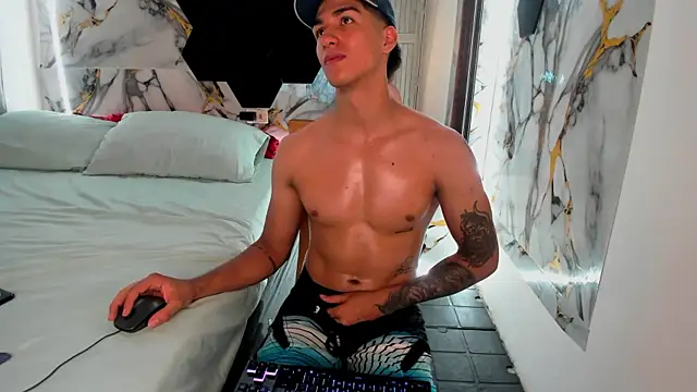 Goldendesirexx webcam