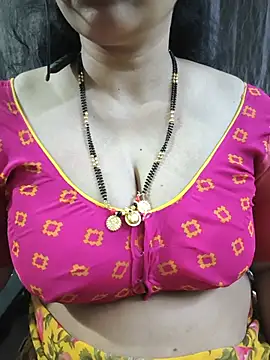 bhuvana_555 webcam