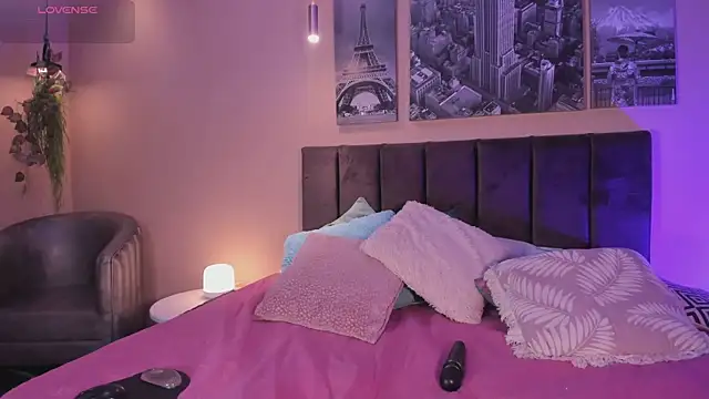 Hailey-Fox webcam