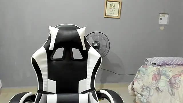 __Emma__11__Lecat_ webcam