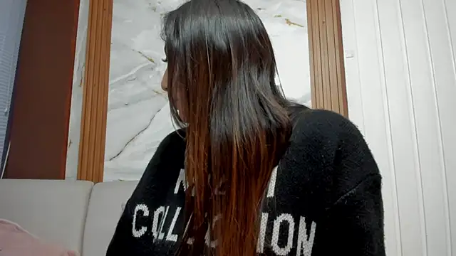 LilyGarcia webcam