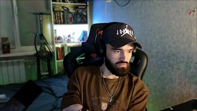 _Serious_Man webcam