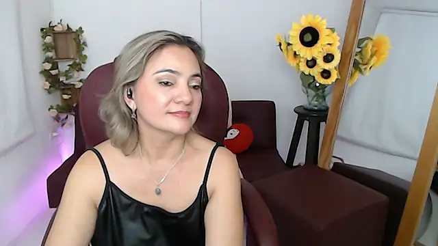 ana_milf webcam