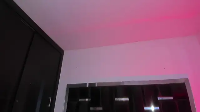 DANITENDER555 webcam