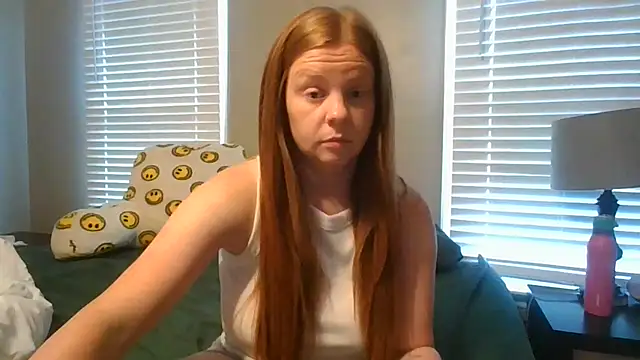 Scarlett_Hart1010 webcam
