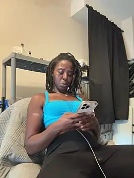 thechocolatepeach live sex cam