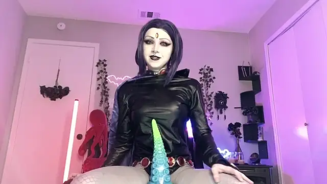 Ivey_Strigoi