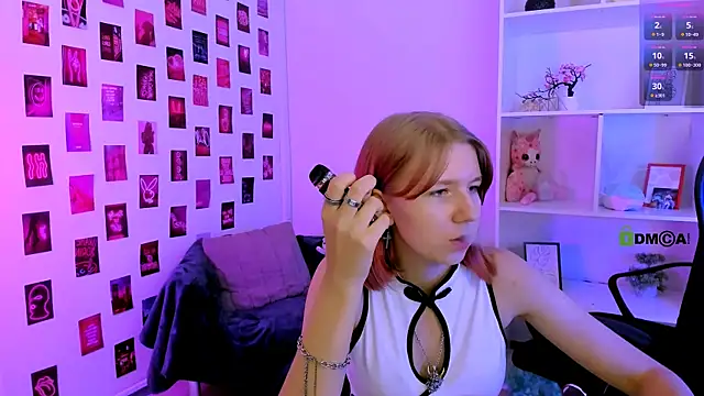 gloria_bubble webcam