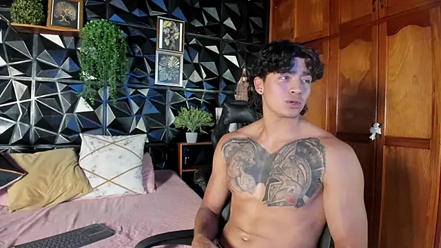 elliot_colton webcam