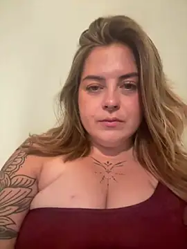 NaomiDizUK webcam