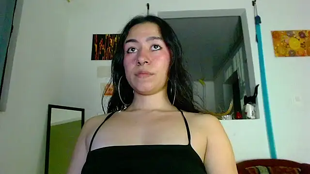 Maam_Ine webcam