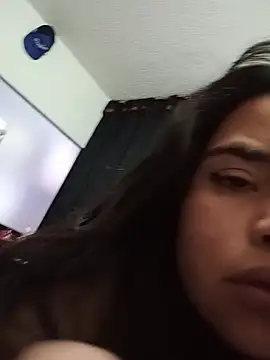 Violett_Cinnamon webcam