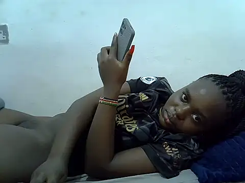 creamypussyy21 webcam