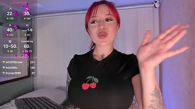 Paiige_peach webcam