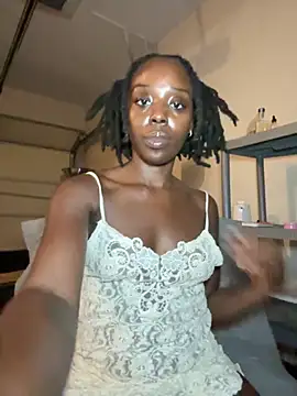 thechocolatepeach webcam