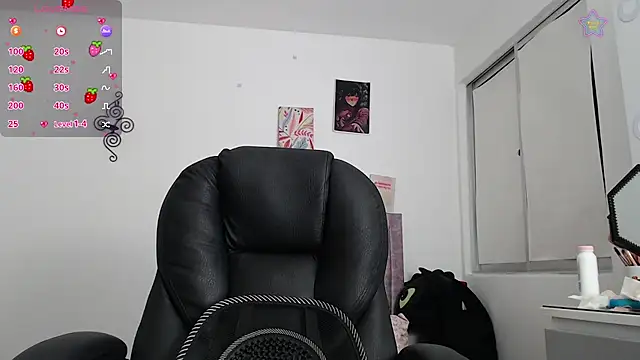 ellajonz webcam