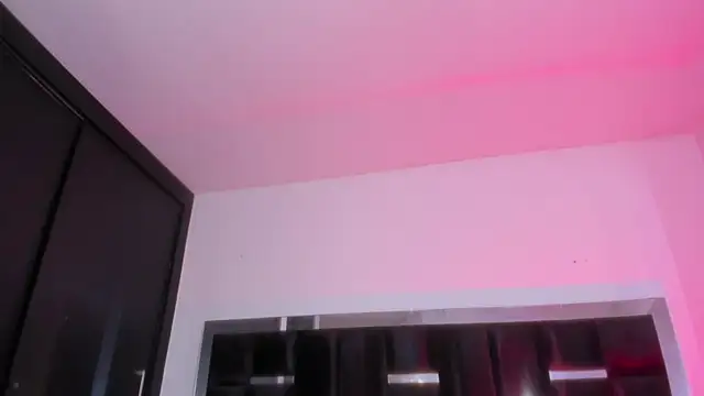 DANITENDER555 webcam