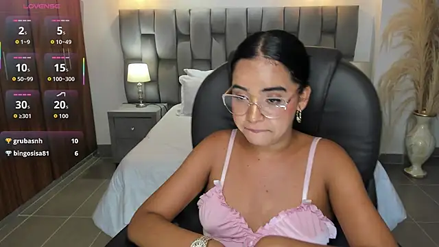 alana_martiins webcam