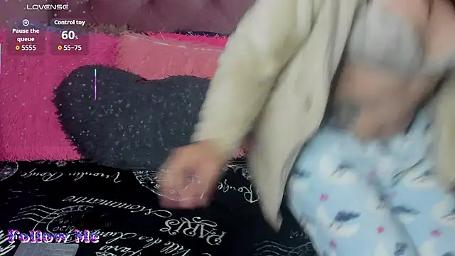Tiffanny_bunny97 webcam