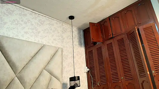 scarlat_rose webcam
