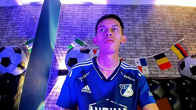 Ander_cooper1 webcam