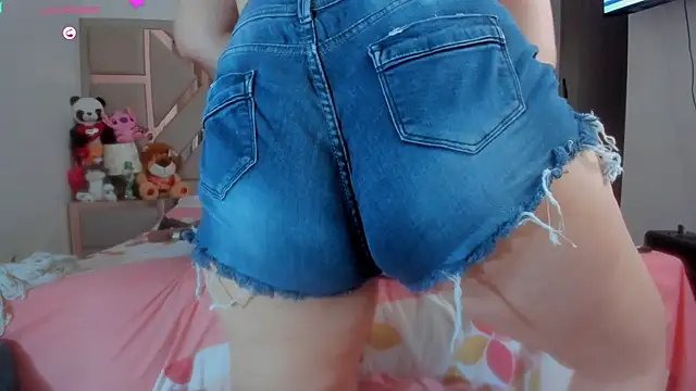 ashelydainii webcam