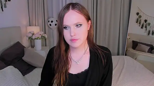 EffieMinki's most recent online snapshot