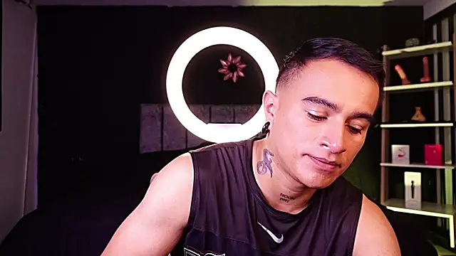 LiamDeep webcam