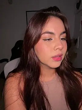 Zarahs_Blare1 webcam