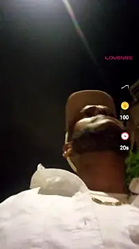 Mrnutella webcam