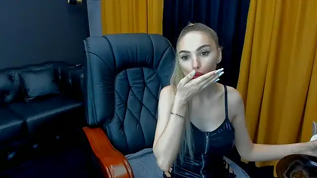 HaleySweet18 webcam