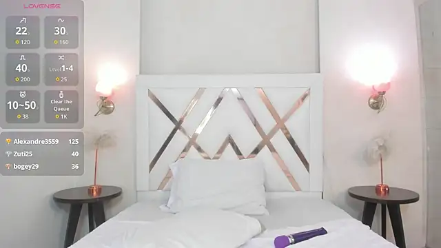 Sky_Collins_