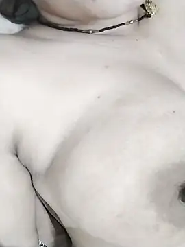 STrisa_Roy5 webcam