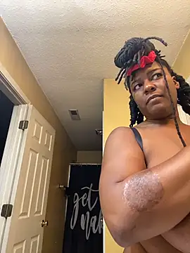 GirthGoddessCoco webcam