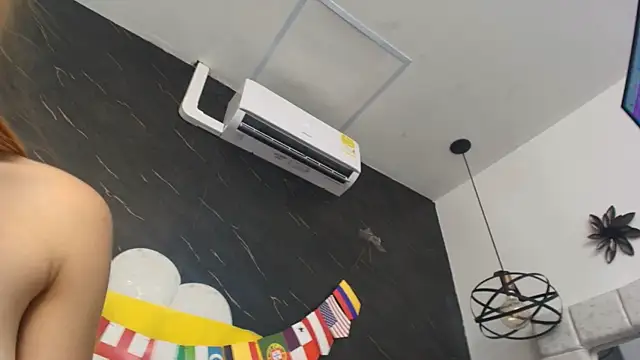 kissme_luna webcam