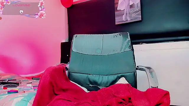 Kendall_hornyy webcam