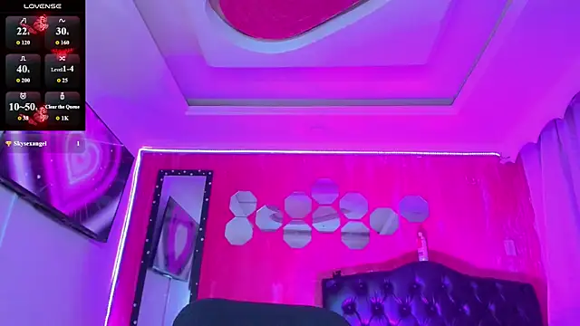 TiffanyMackensyy webcam
