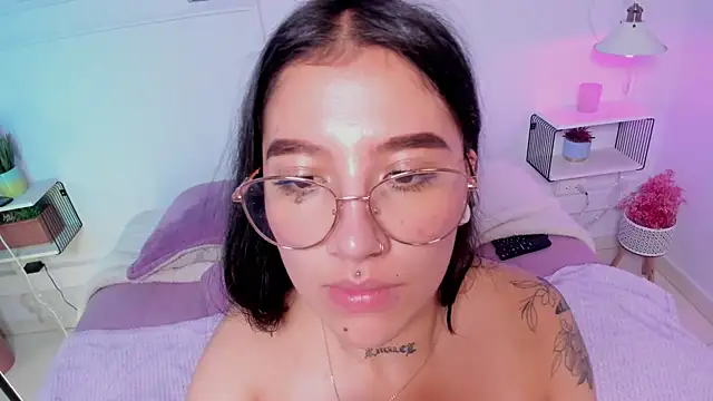 Sharon_Adamss webcam