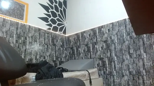 stripnolimits webcam