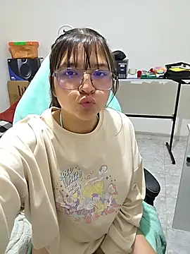 Zoe_Lux_ webcam