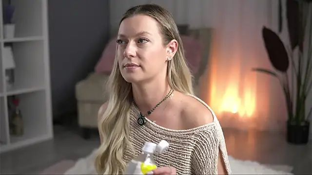 AnnastasiaMills webcam